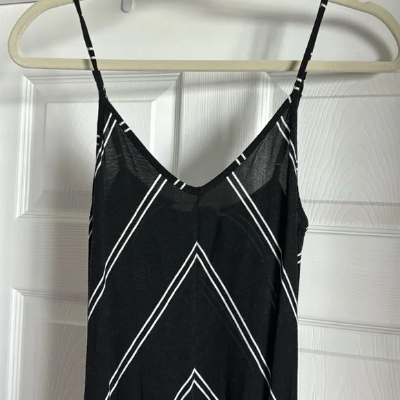 Loft Maxi Dress - Picture 2 of 4